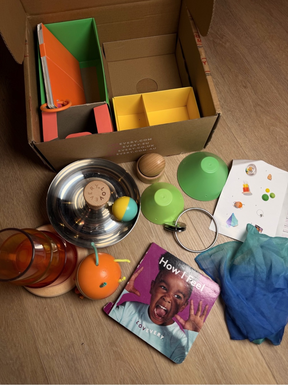 Lovevery Explorer Play Kit – 9–10 Months